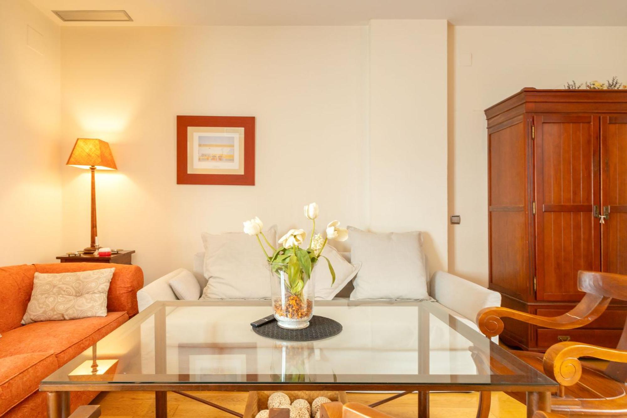 La Maestranza Charming One Or Two Bedrooms Apartments By Ocityzen Séville Extérieur photo