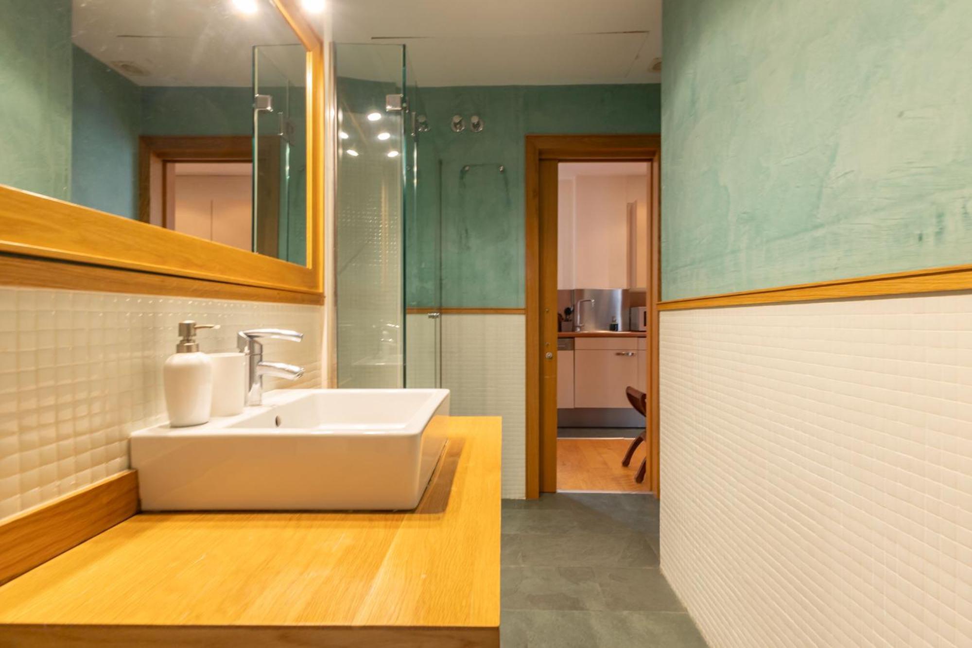 La Maestranza Charming One Or Two Bedrooms Apartments By Ocityzen Séville Extérieur photo
