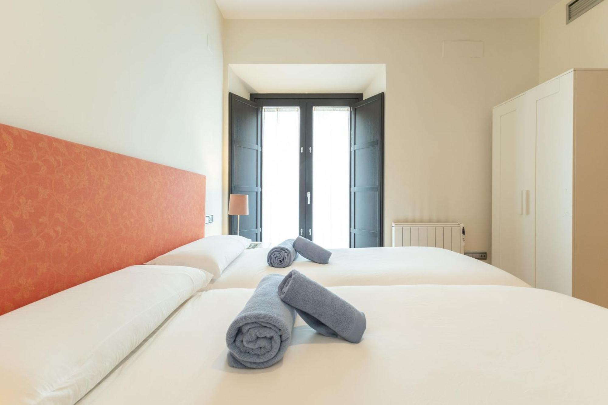 La Maestranza Charming One Or Two Bedrooms Apartments By Ocityzen Séville Extérieur photo