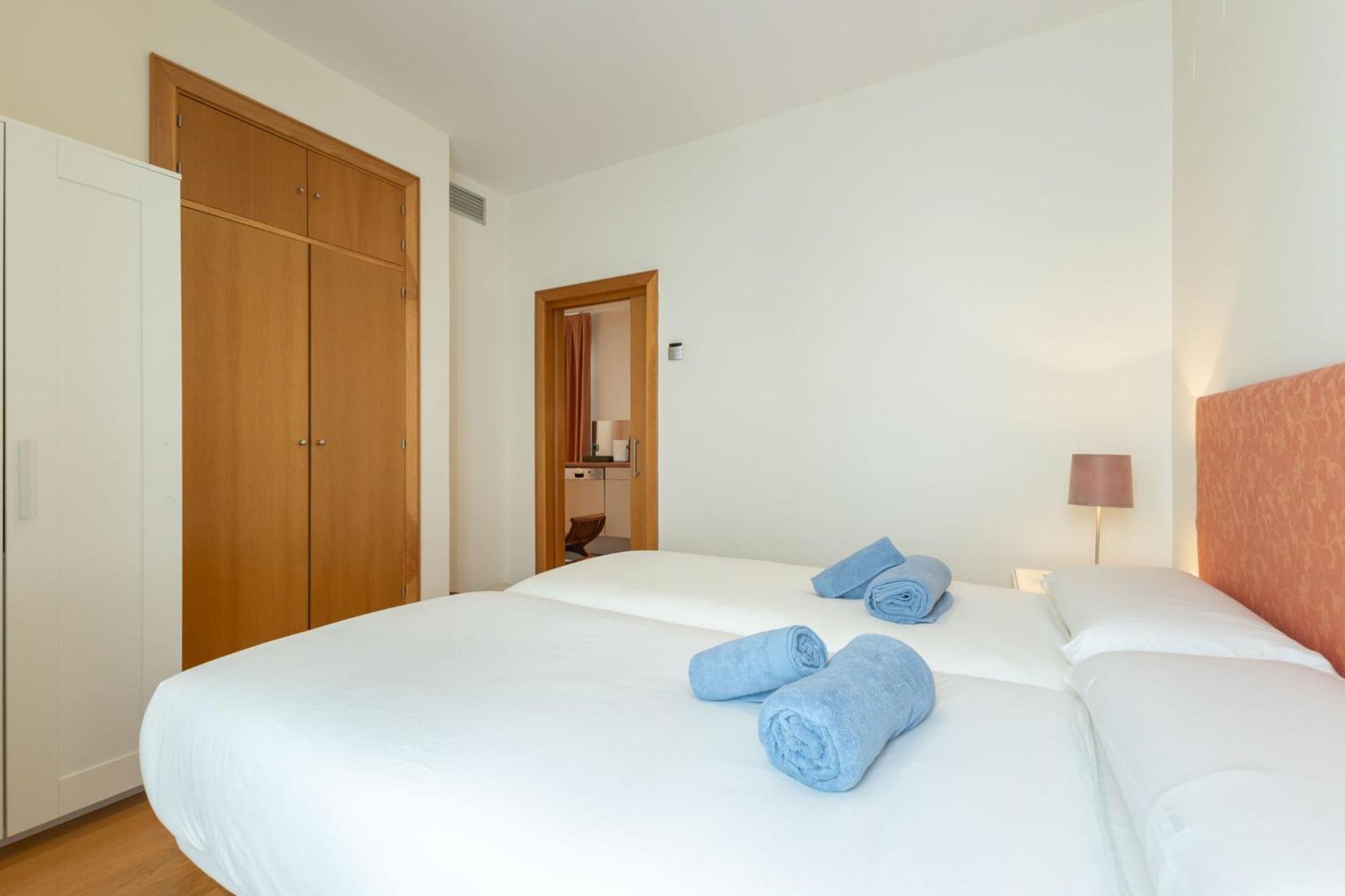 La Maestranza Charming One Or Two Bedrooms Apartments By Ocityzen Séville Extérieur photo
