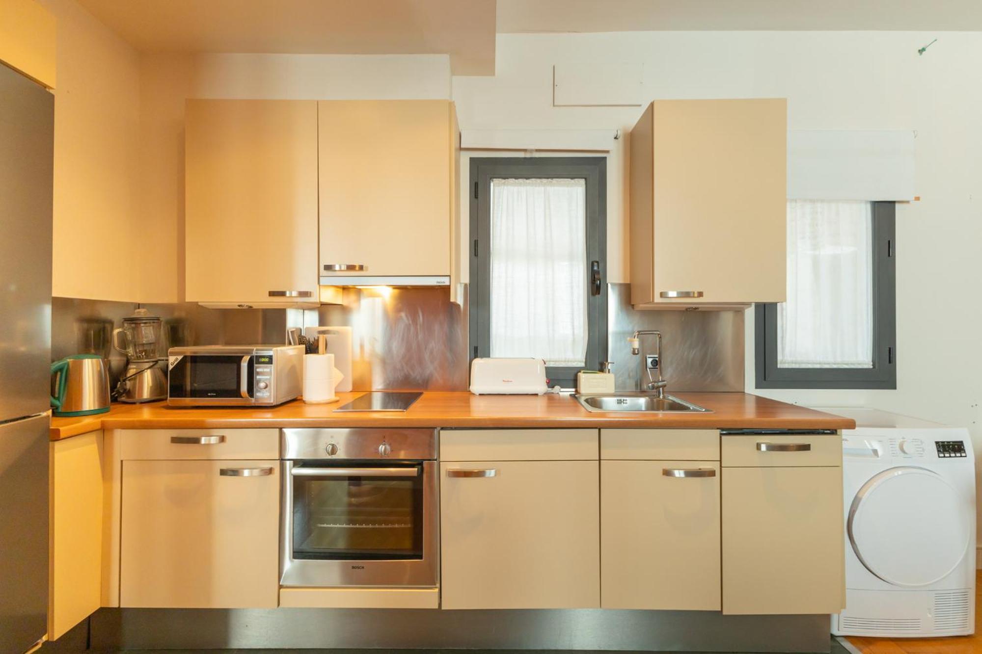 La Maestranza Charming One Or Two Bedrooms Apartments By Ocityzen Séville Extérieur photo