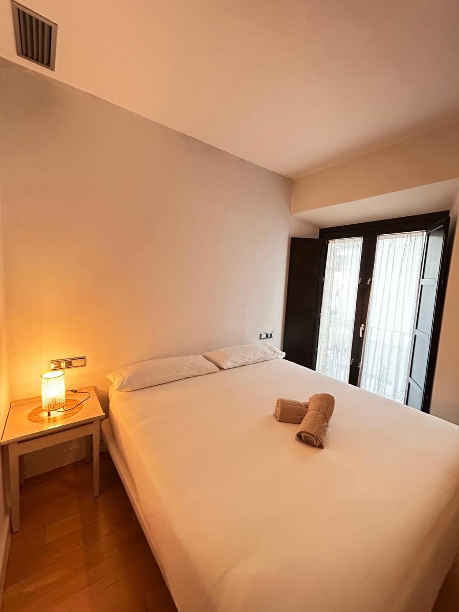 La Maestranza Charming One Or Two Bedrooms Apartments By Ocityzen Séville Extérieur photo